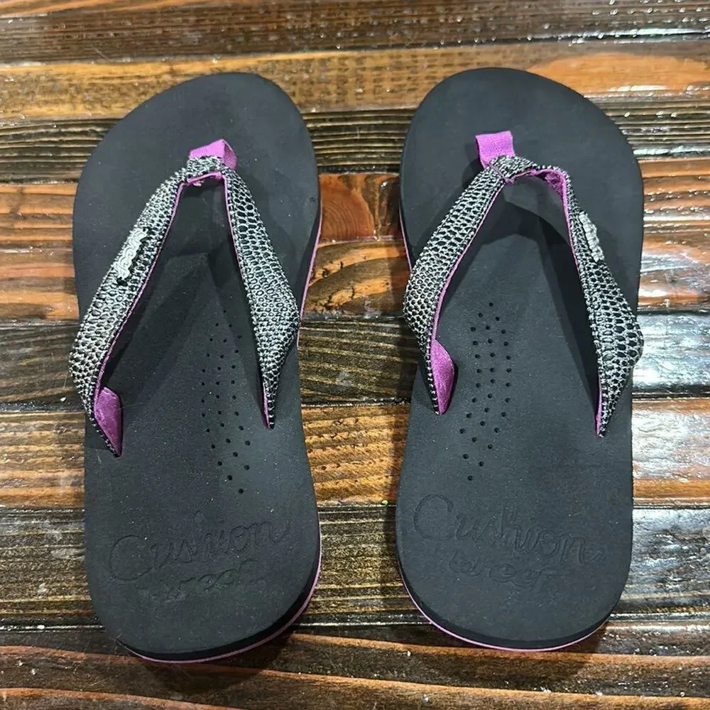 Reef Black and Purple Glittery Flip Flops 4/5